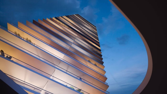 How 2000 Ocean Hallandale Beach fits the conversation around lock-and-leave ownership in Hallandale Beach