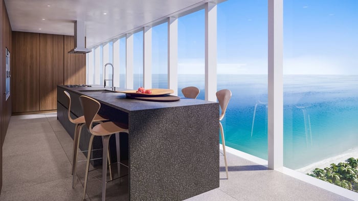 Why 2000 Ocean Hallandale Beach belongs on the shortlist for buyers prioritizing bayfront light with less beach maintenance