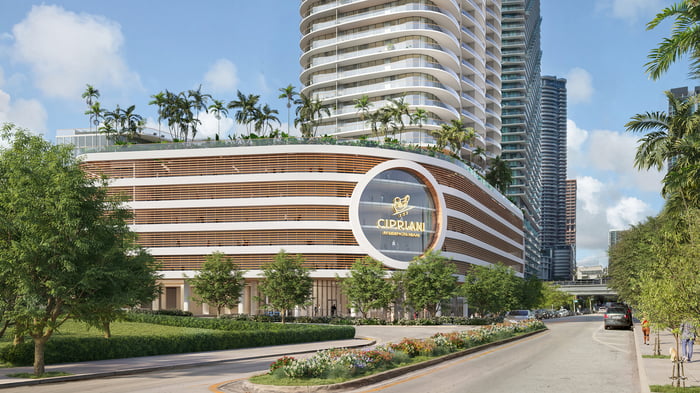 Crypto-Funded Luxury Real Estate in Miami: The Closing Reality Behind the Headlines