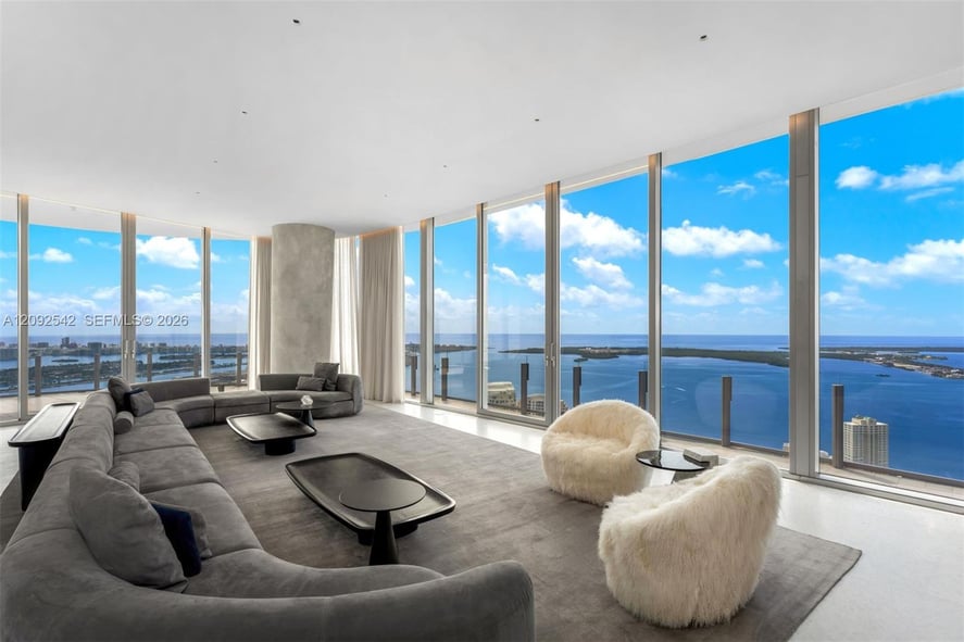 300 BISCAYNE BLVD WAY COND,Aston Martin — 300 BISCAYNE BOULEVARD WAY #5801C