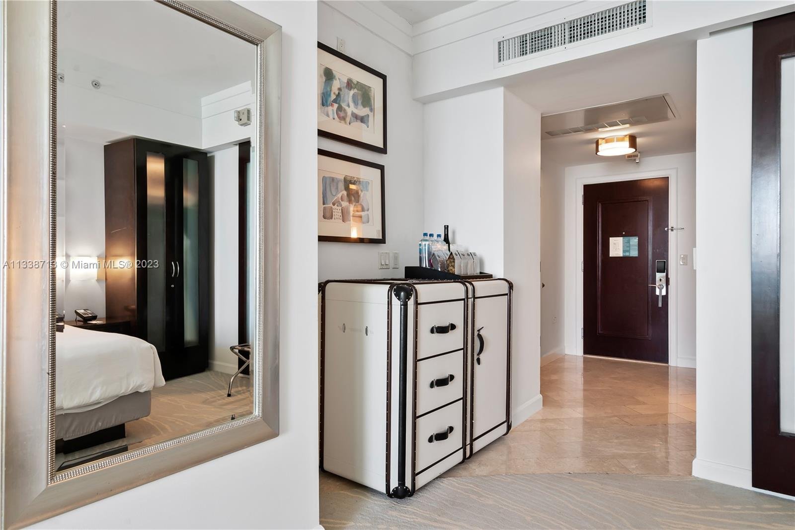 4391 COLLINS AVE #1911/1909/1910/1912