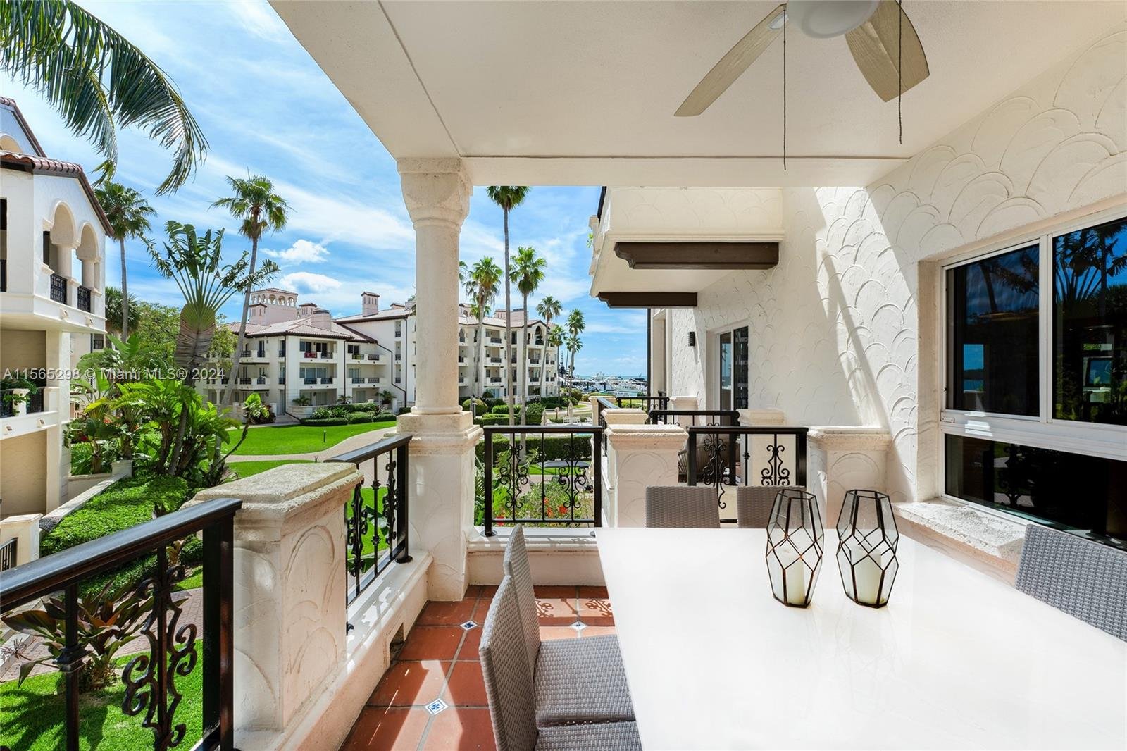 2221 FISHER ISLAND DR #3201