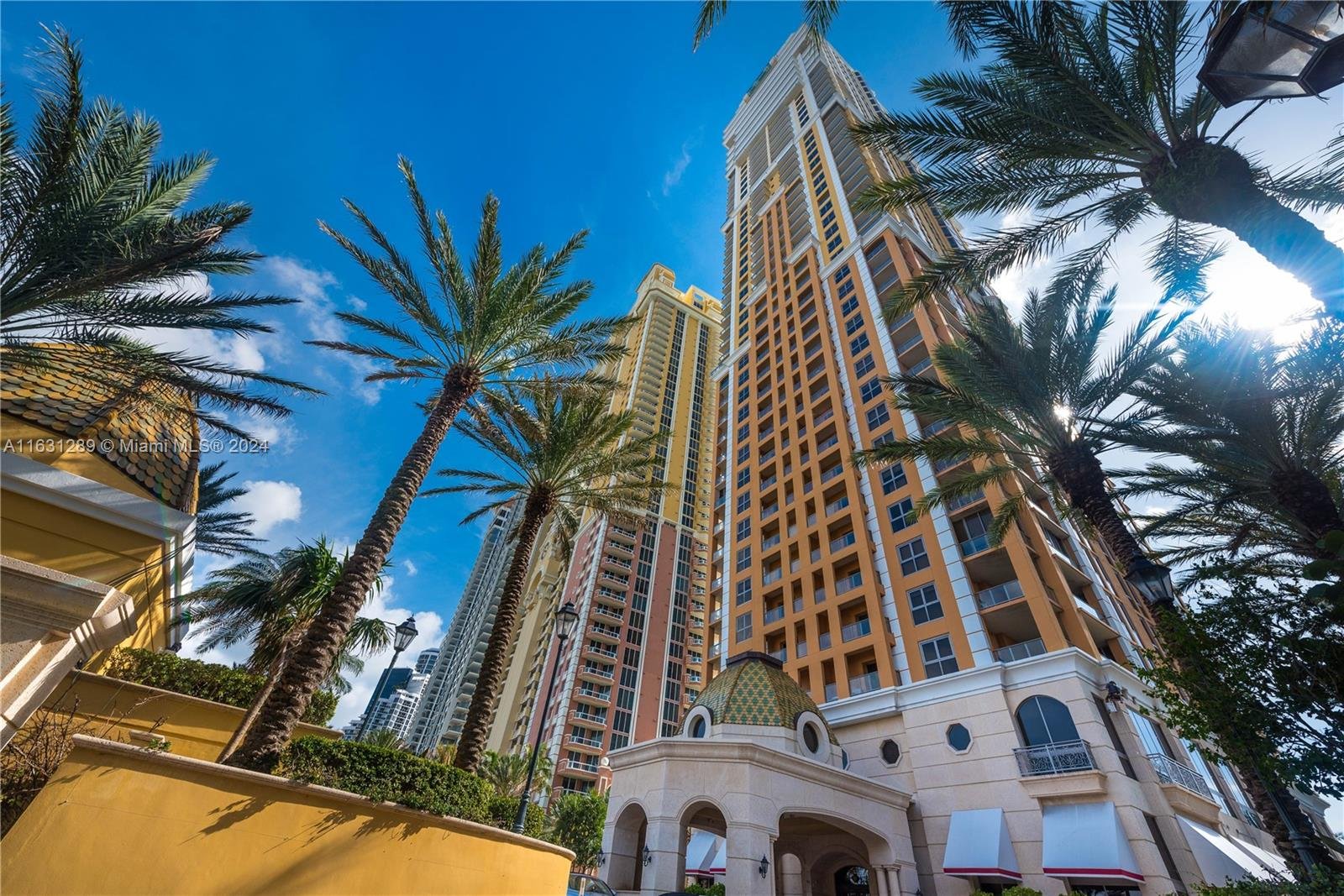 17749 COLLINS AVE #1802