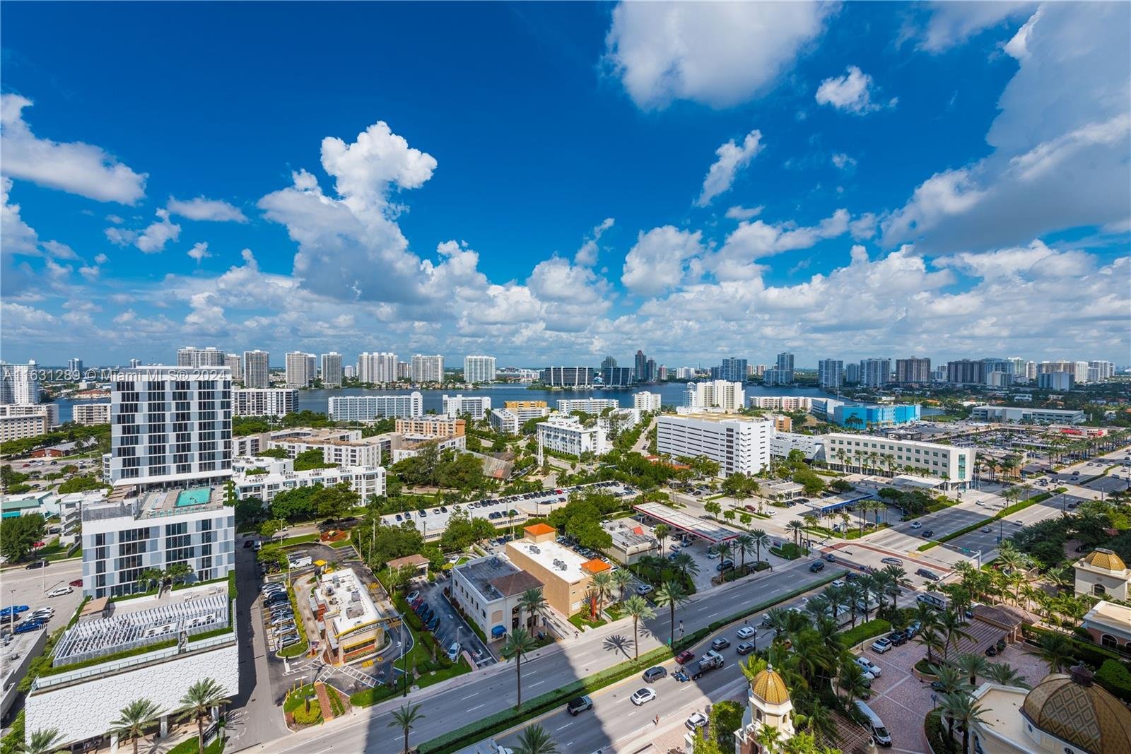 17749 COLLINS AVE #1802