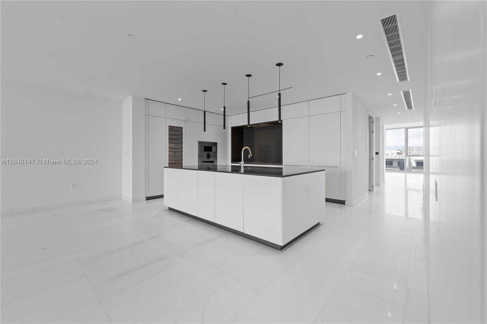 300 BISCAYNE BLVD WAY #4604