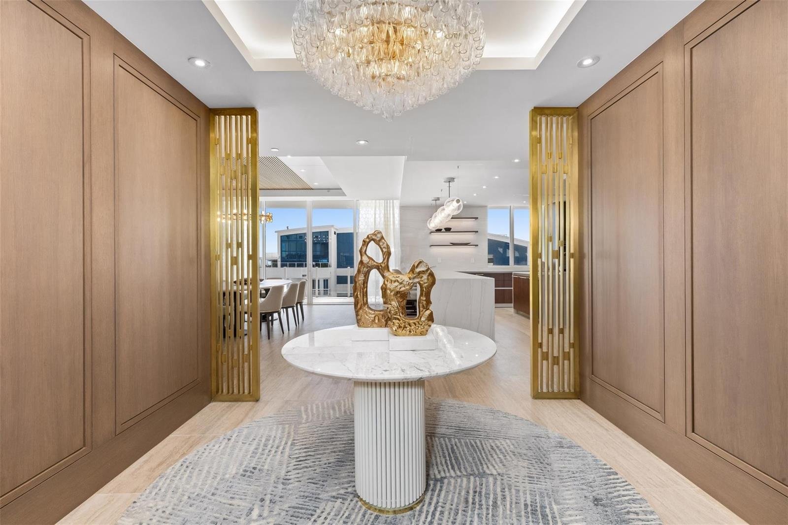 525 FORT LAUDERDALE BEACH #2201