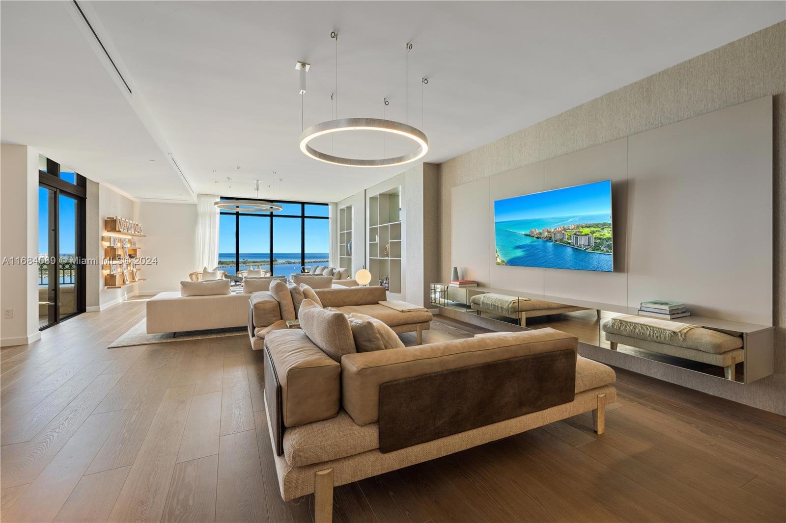 7065 FISHER ISLAND DR #7065