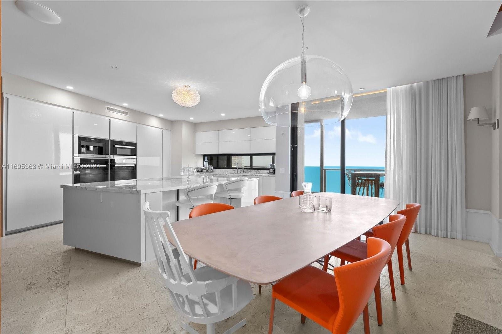 18555 COLLINS AVE #3405