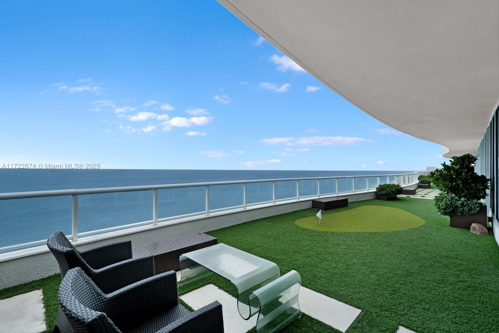 1 FORT LAUDERDALE BEACH BLVD #2102