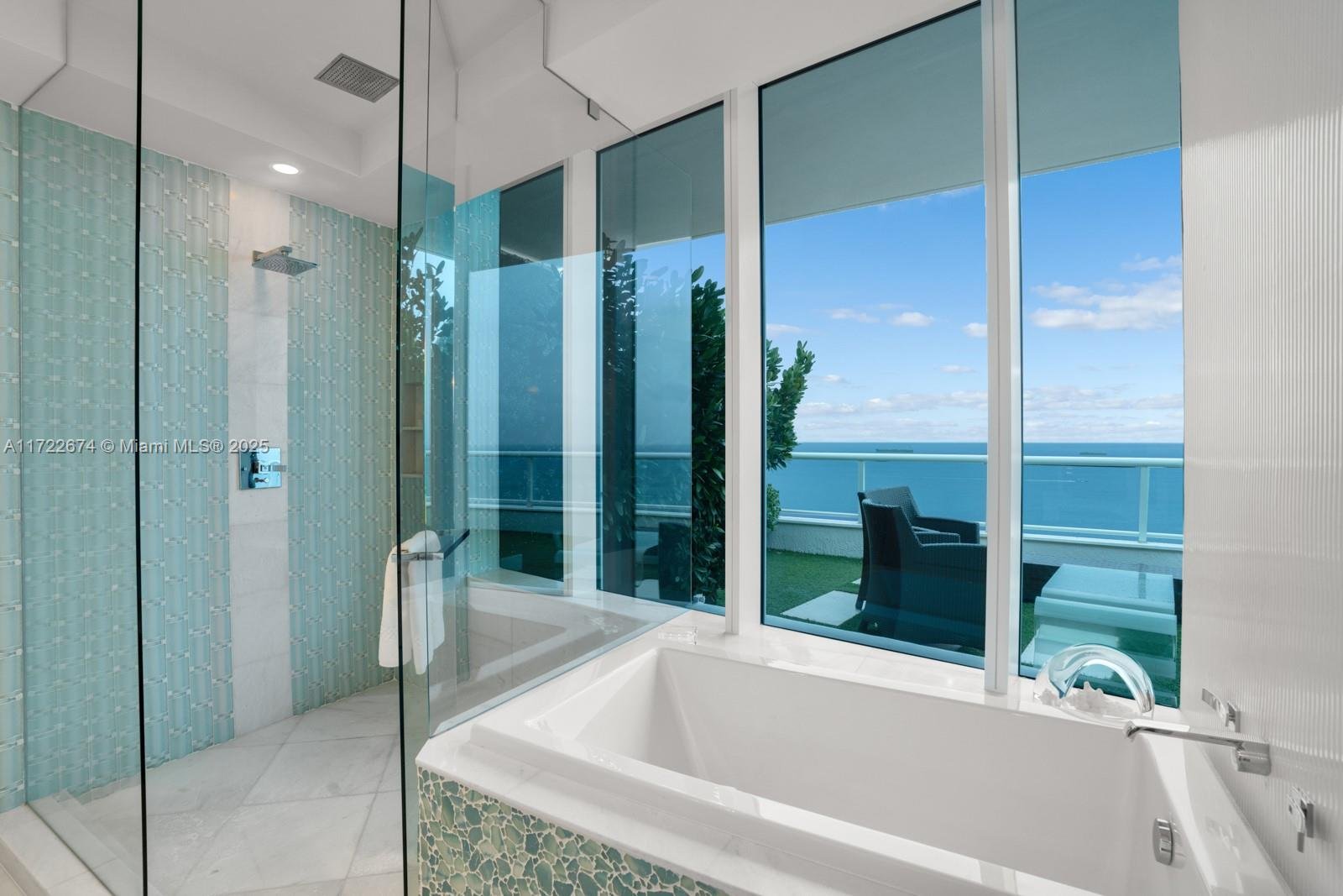1 FORT LAUDERDALE BEACH BLVD #2102