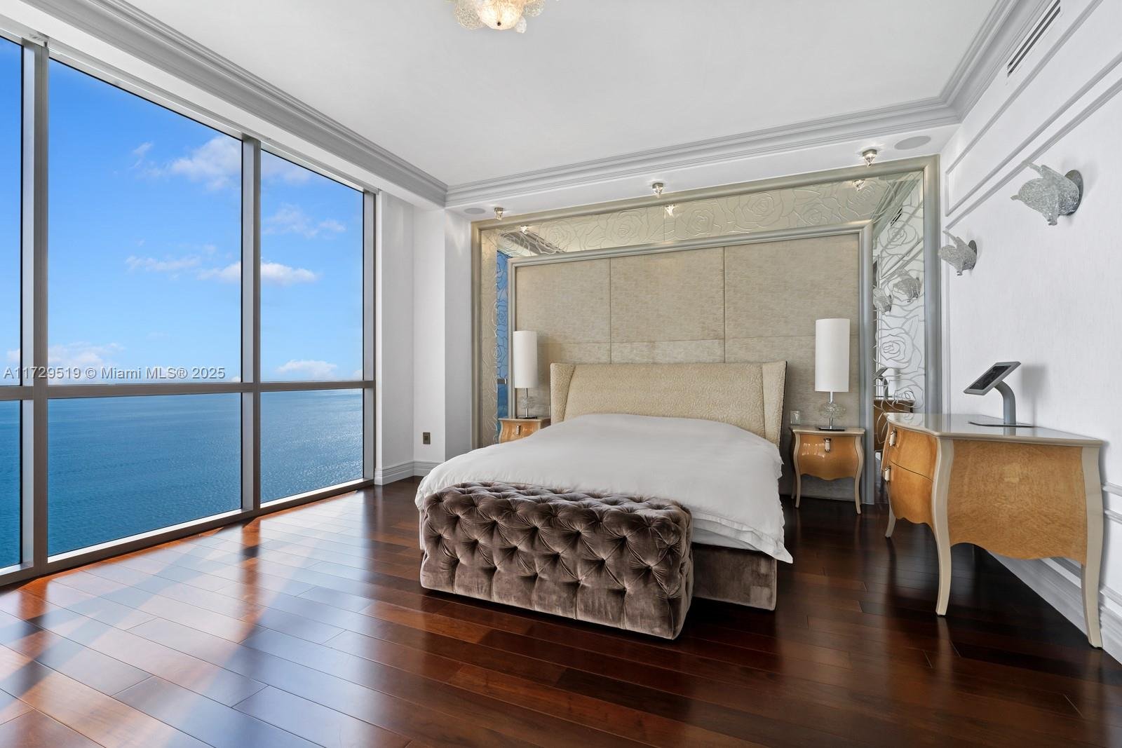 17749 COLLINS AVE #3501