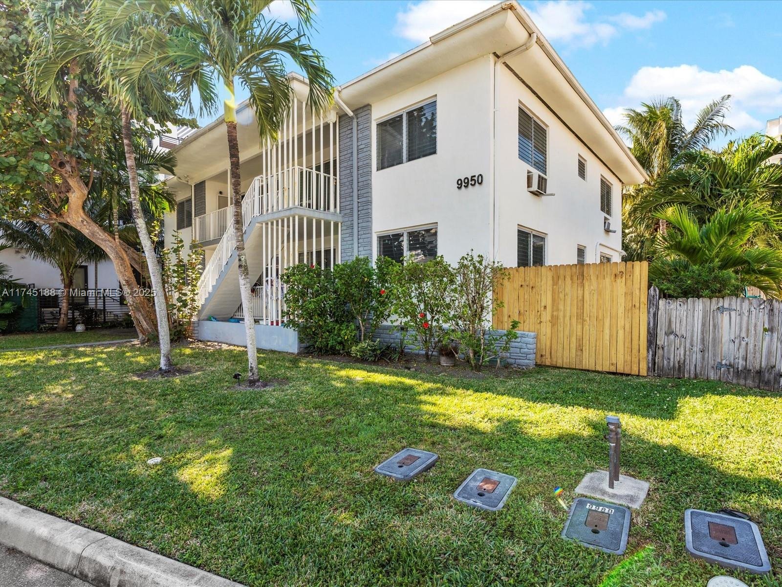 9950 BAY HARBOR DR