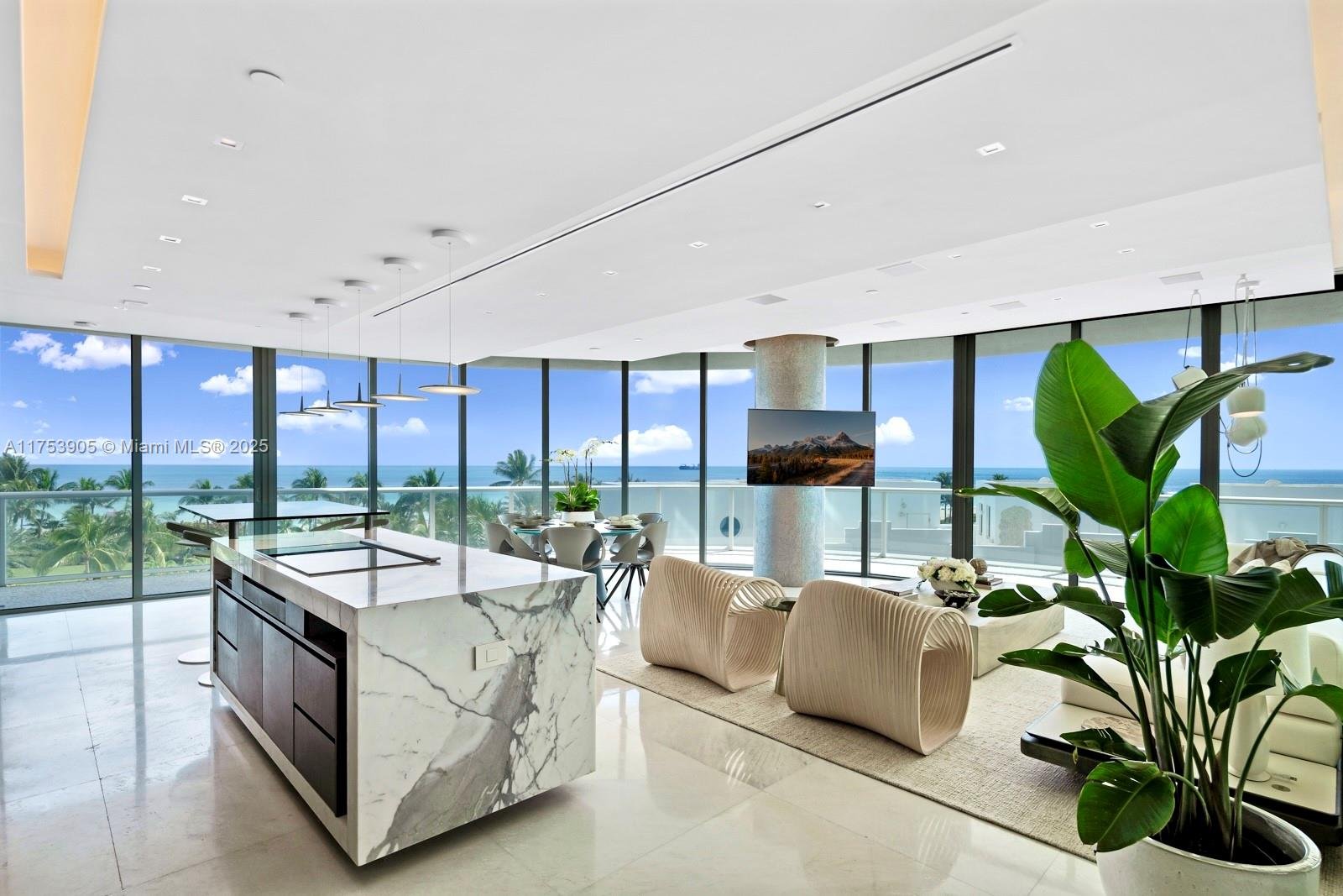100 POINTE DR #606