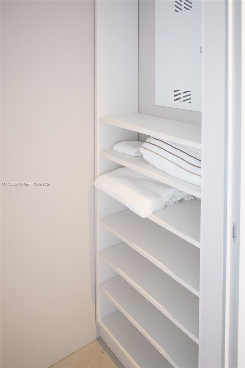 card unit
