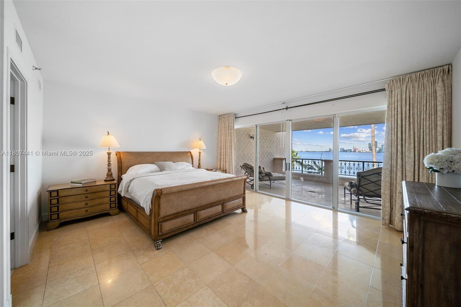 5235 FISHER ISLAND DR #5235