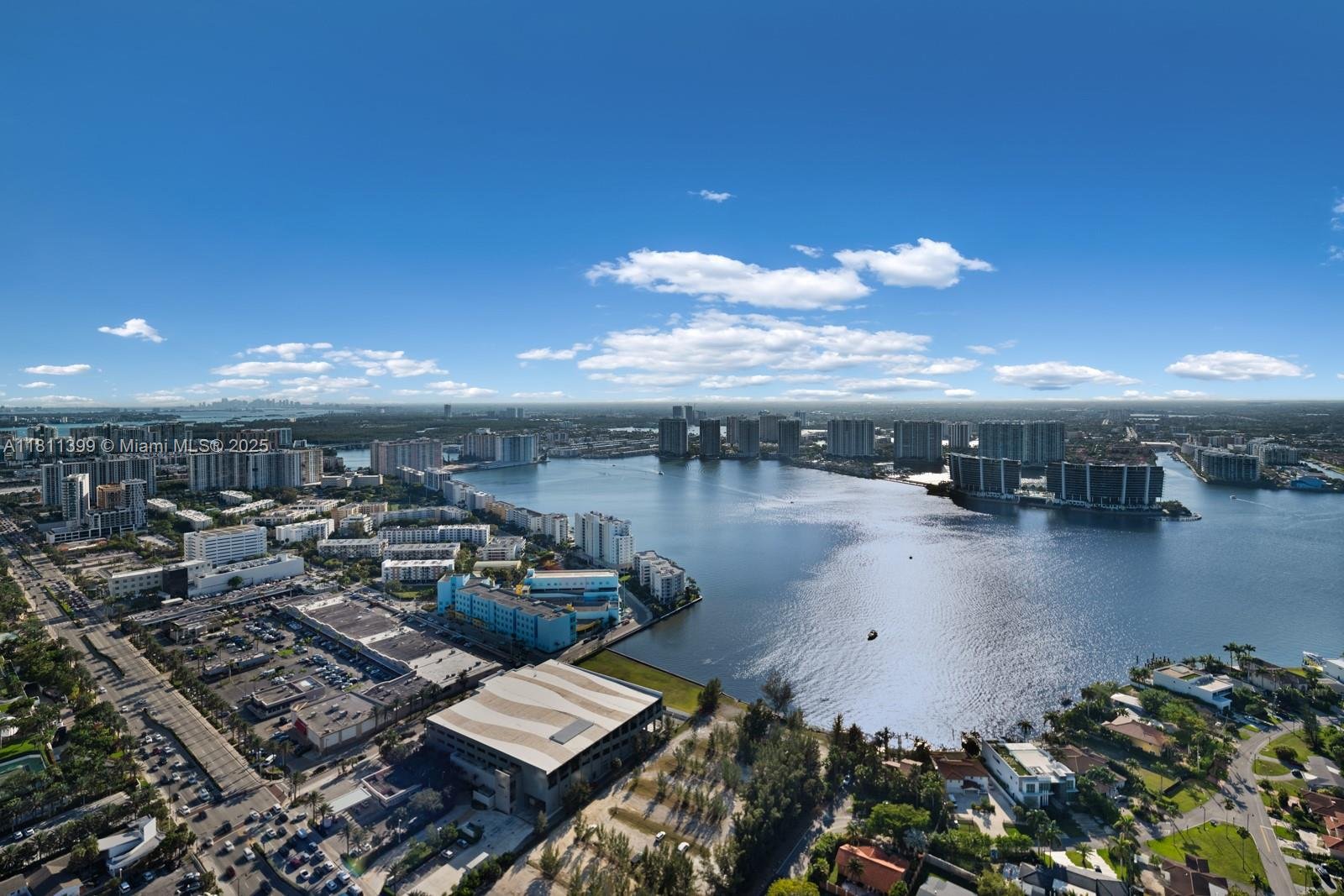 18555 COLLINS AVE #4603