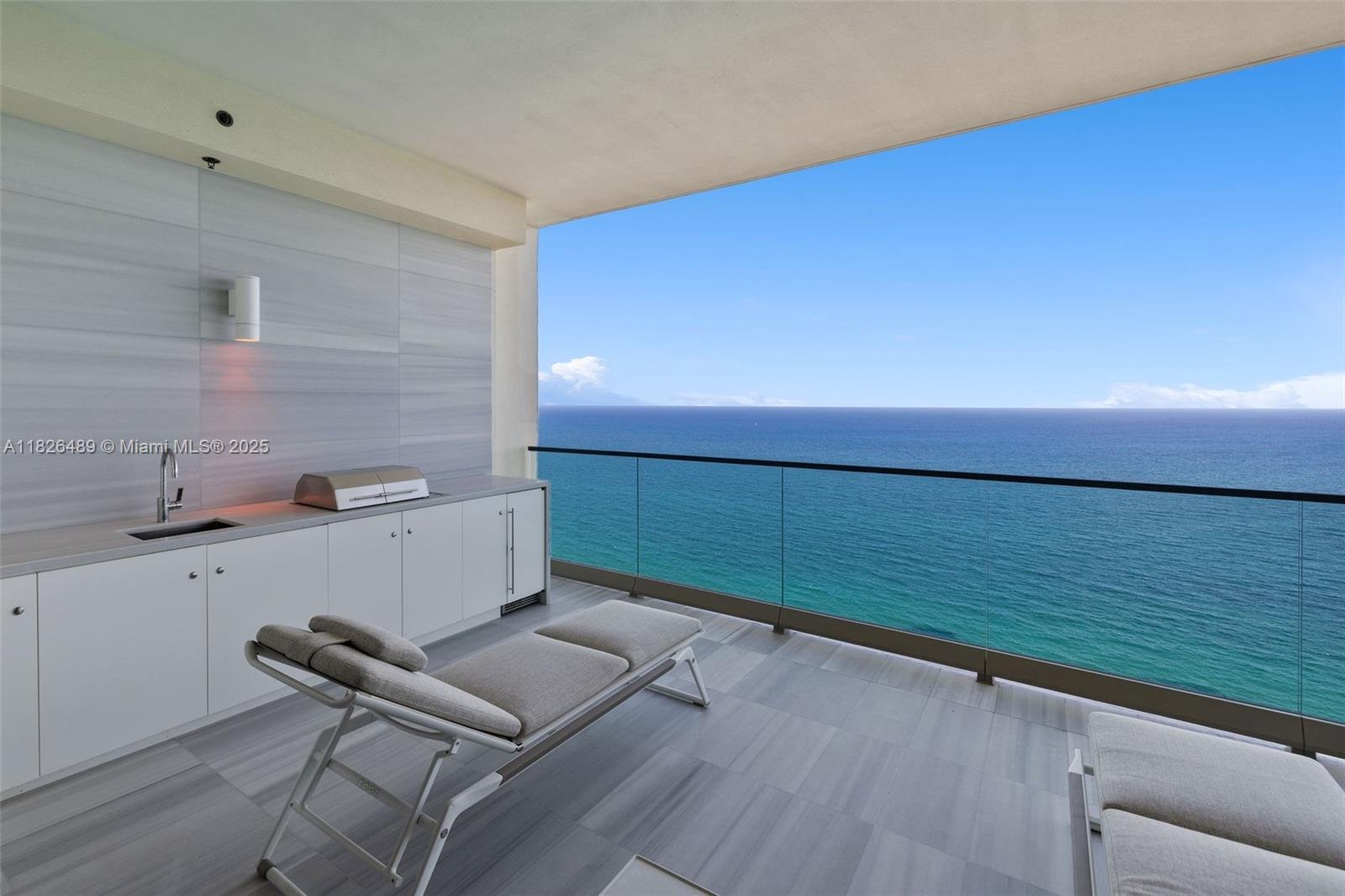 17901 COLLINS AVE #3003