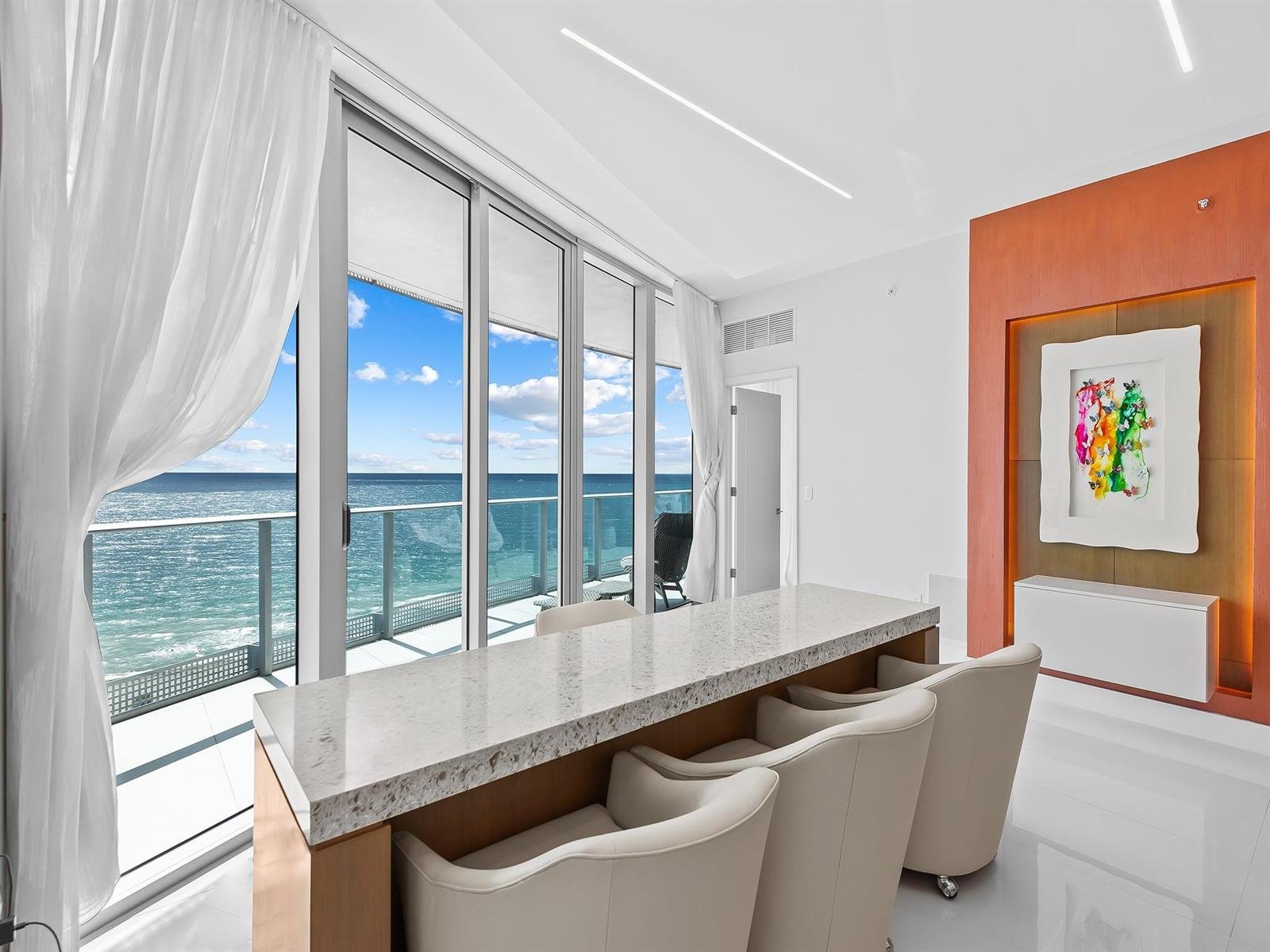 701 FORT LAUDERDALE BEACH #902