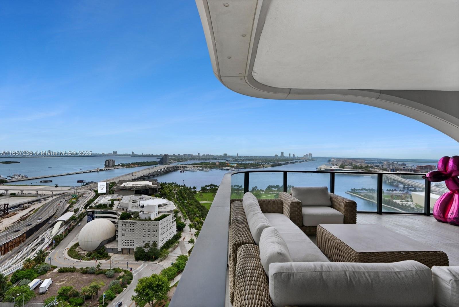 1000 BISCAYNE BLVD #2402