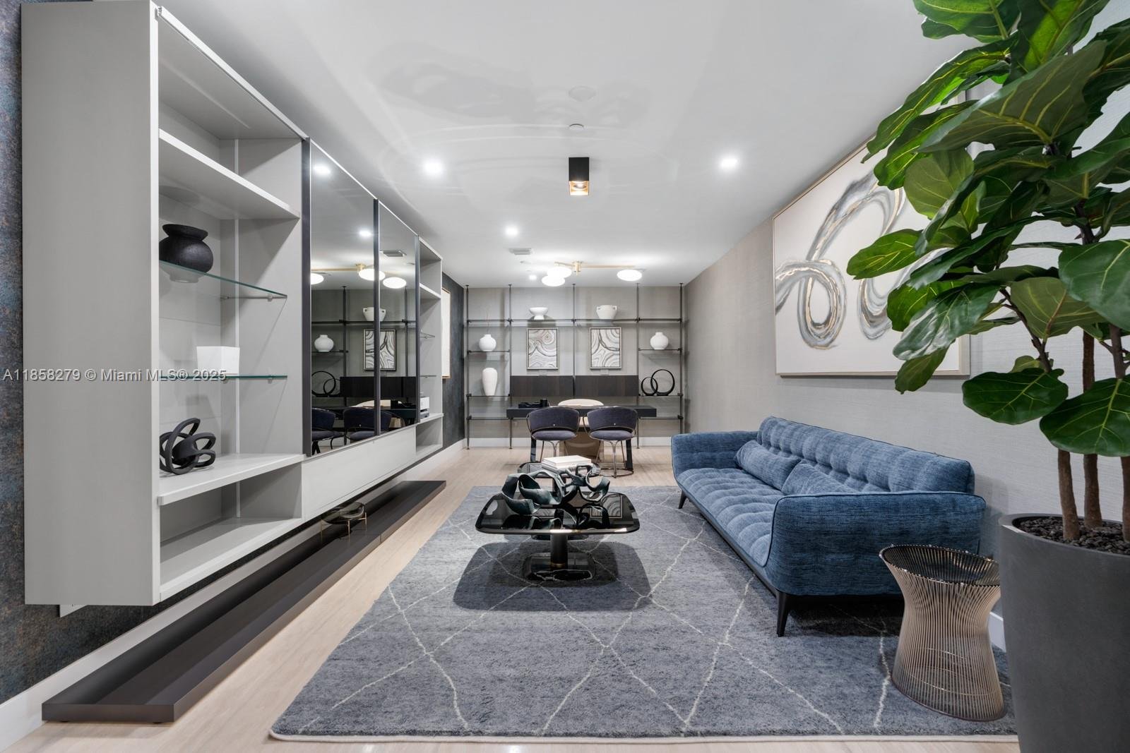 18501 COLLINS AVE #1401/02