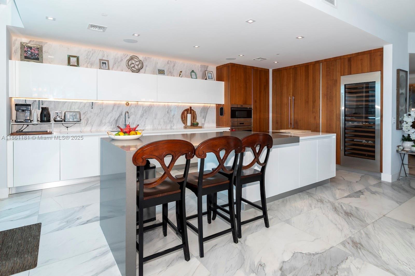 701 FORT LAUDERDALE BEACH BLVD #501