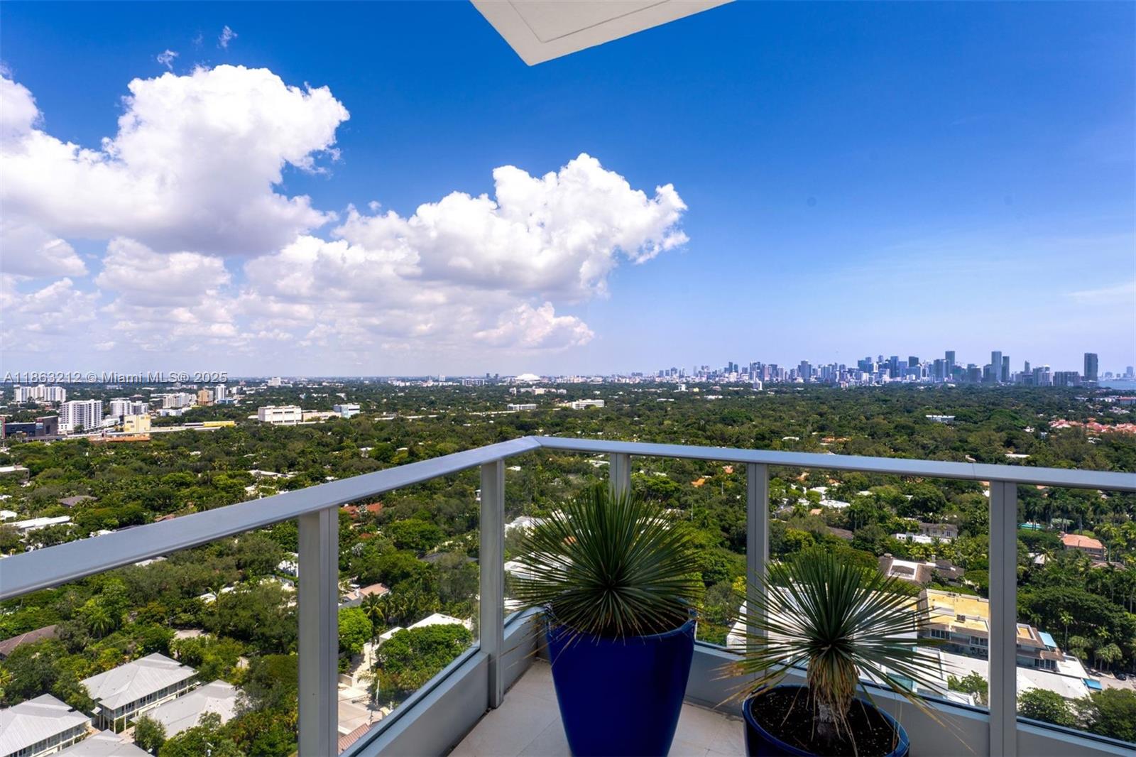 2627 BAYSHORE DR #2801
