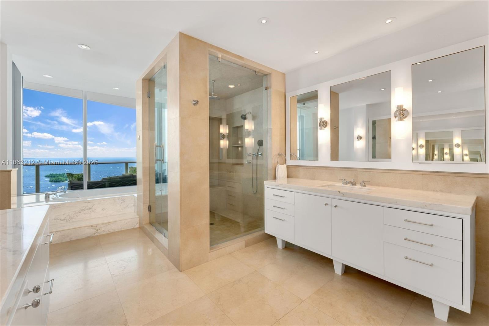 2627 BAYSHORE DR #2801