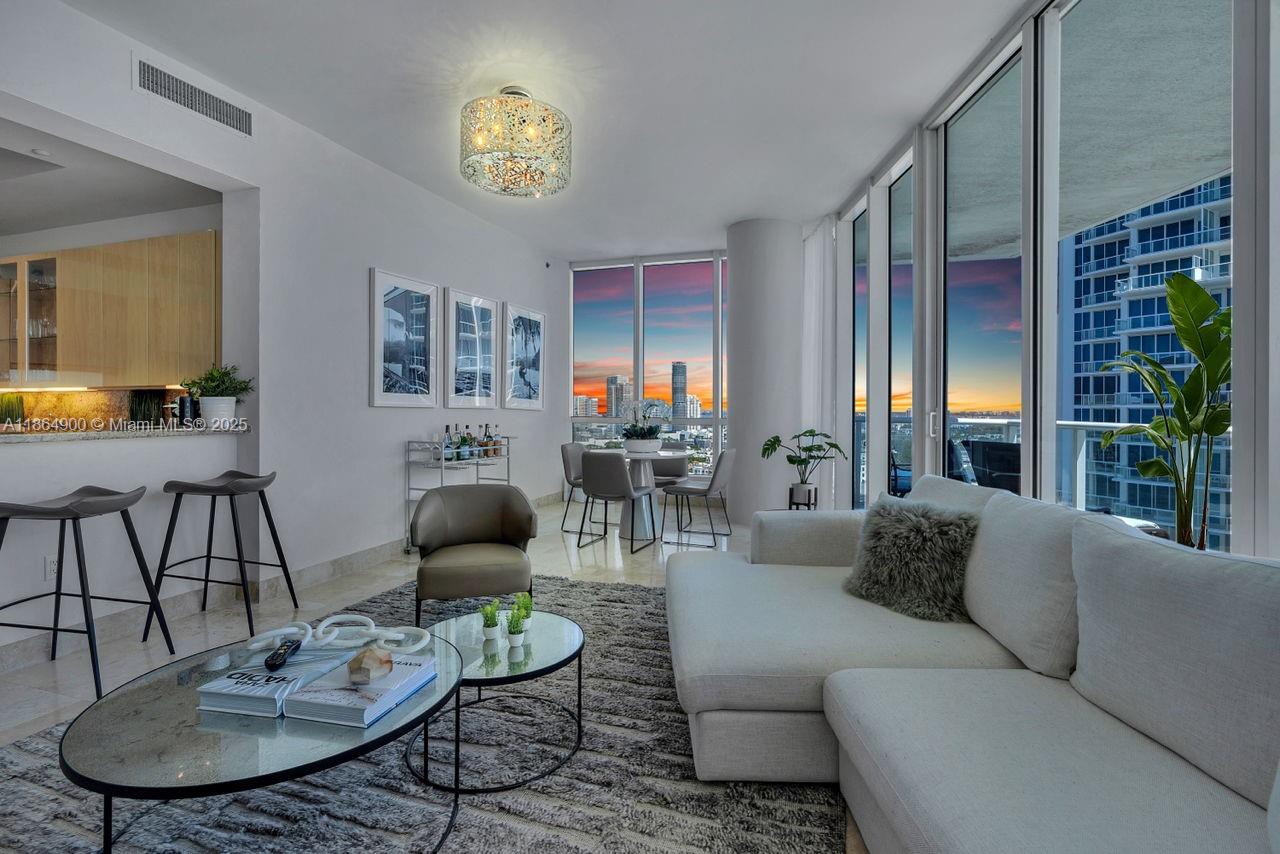 100 POINTE DR #2208
