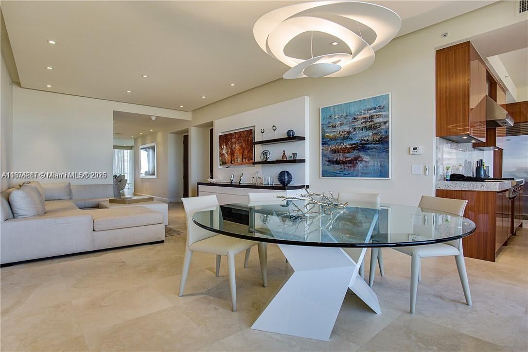 9705 COLLINS AVE #903N