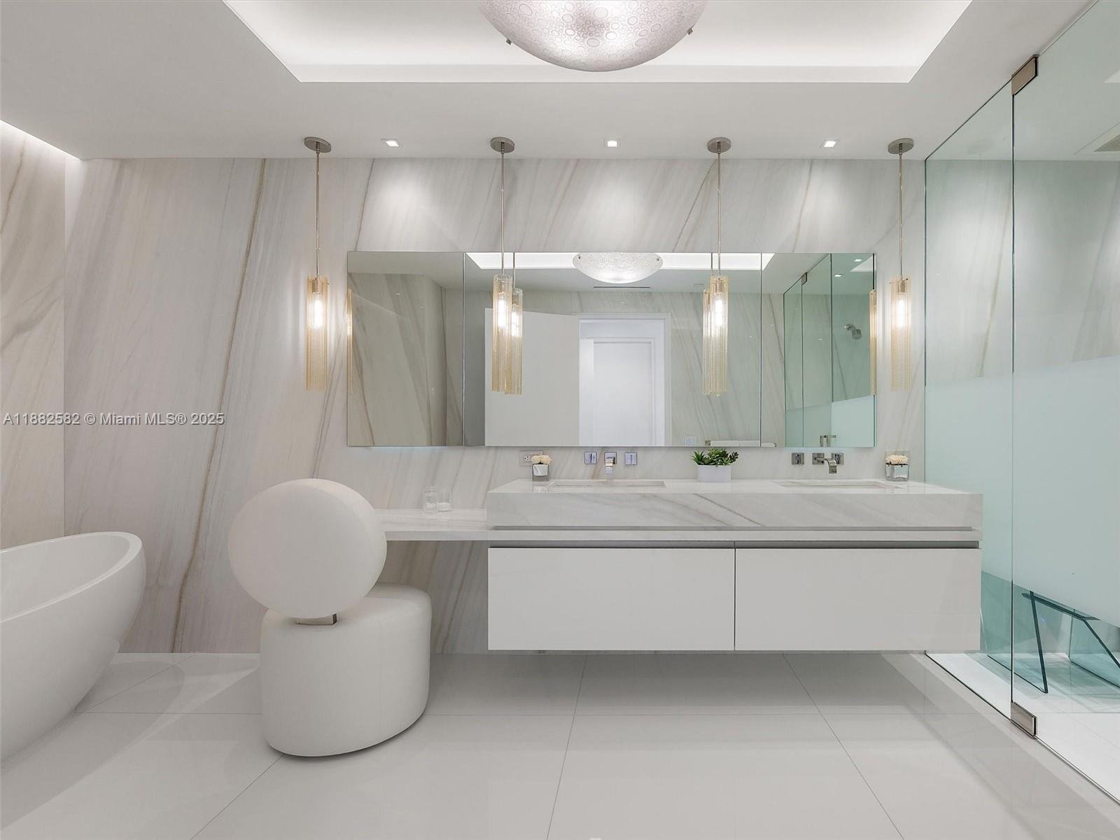 5053 FISHER ISLAND DR #5053