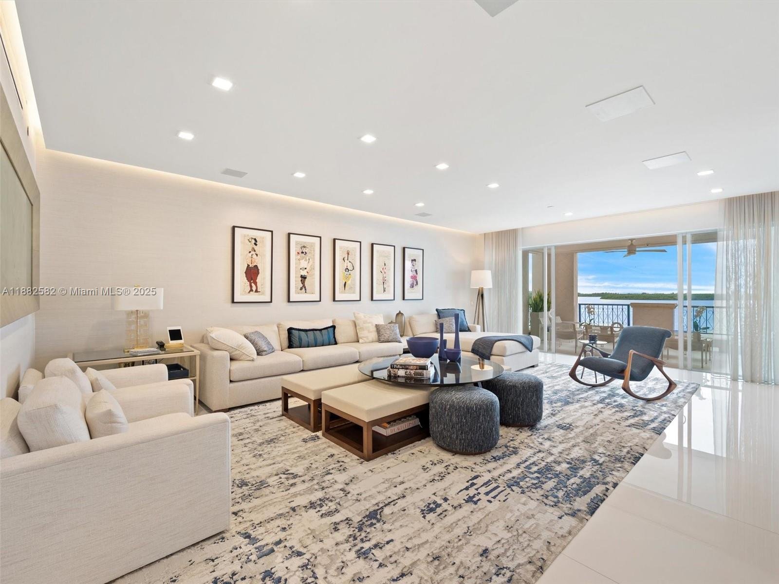 5053 FISHER ISLAND DR #5053