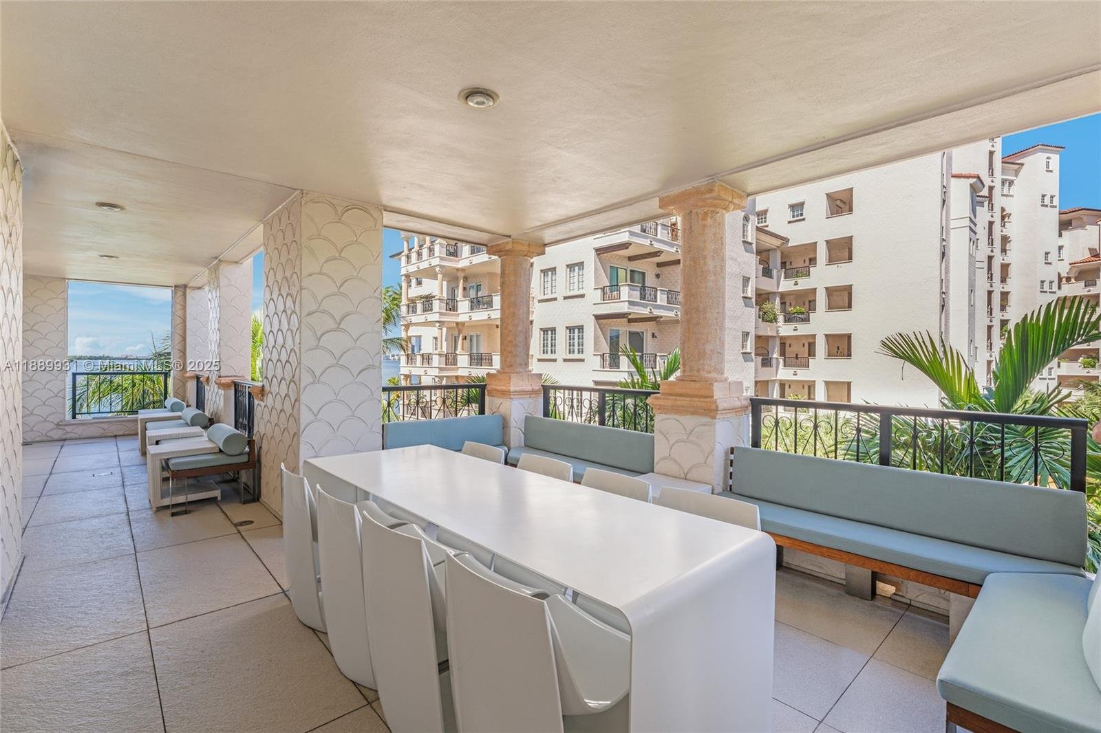5134 FISHER ISLAND DR #5134