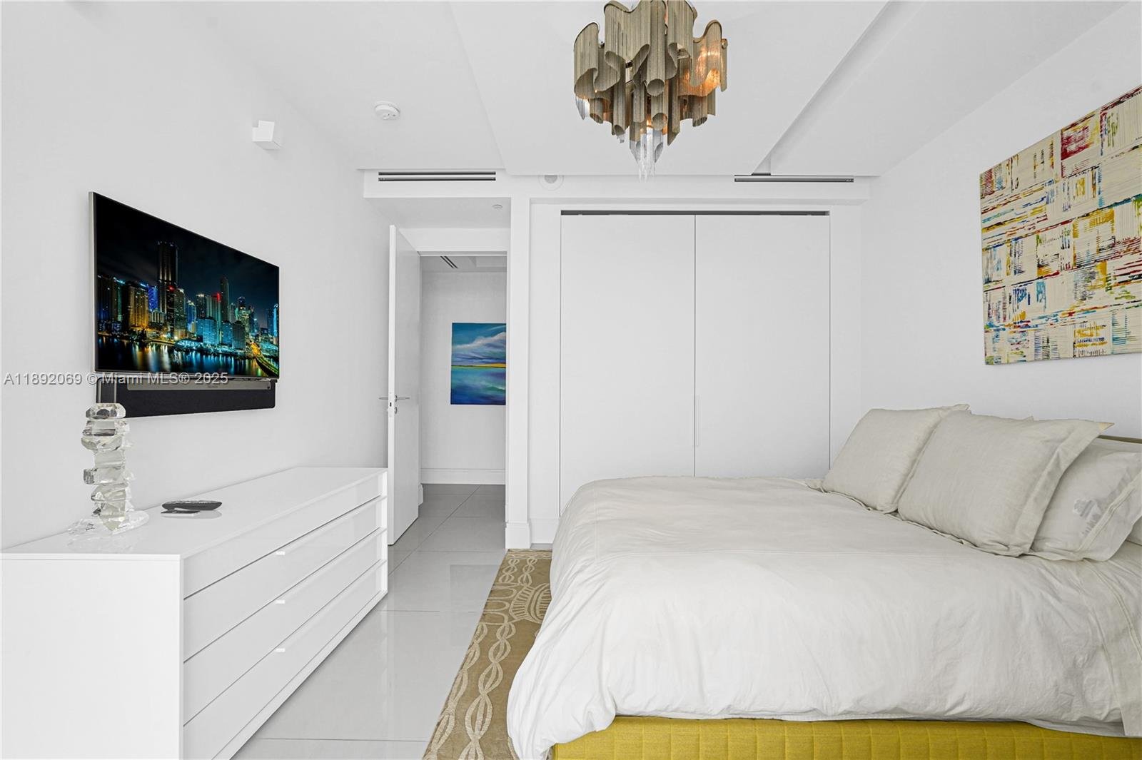9701 COLLINS AVE #2103S