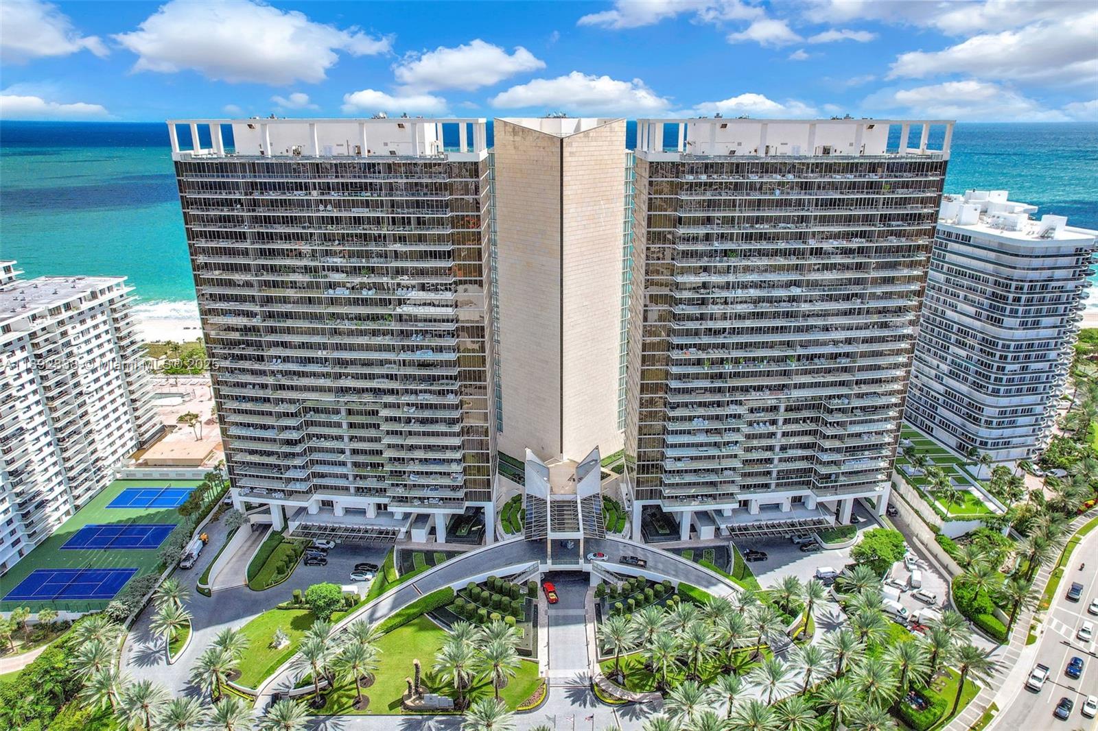9701 COLLINS AVE #2104S