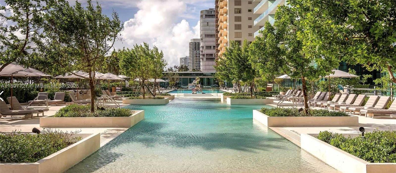 10201 COLLINS AVE #311