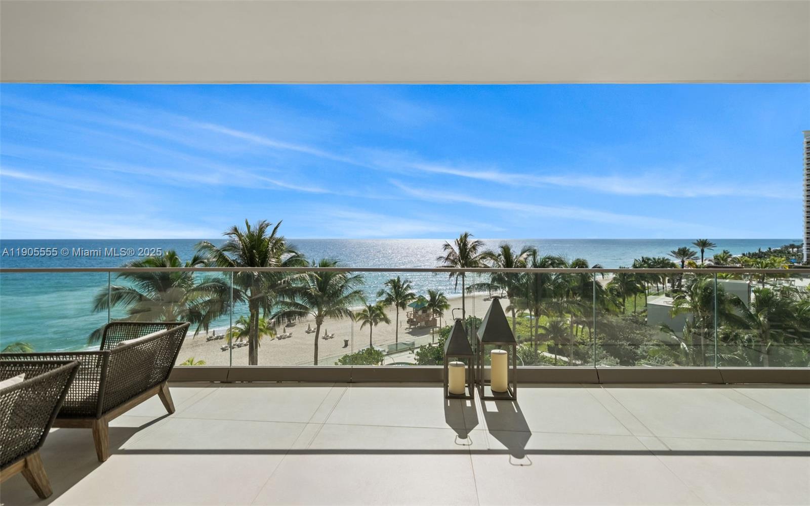 18975 COLLINS AVE #401