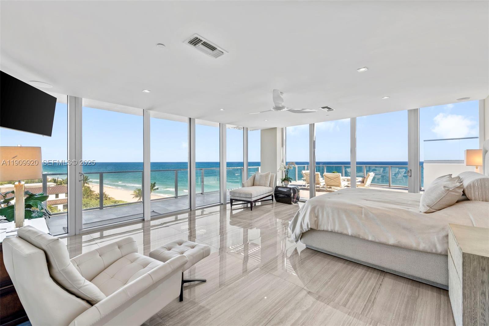 2200 OCEAN BLVD #N605