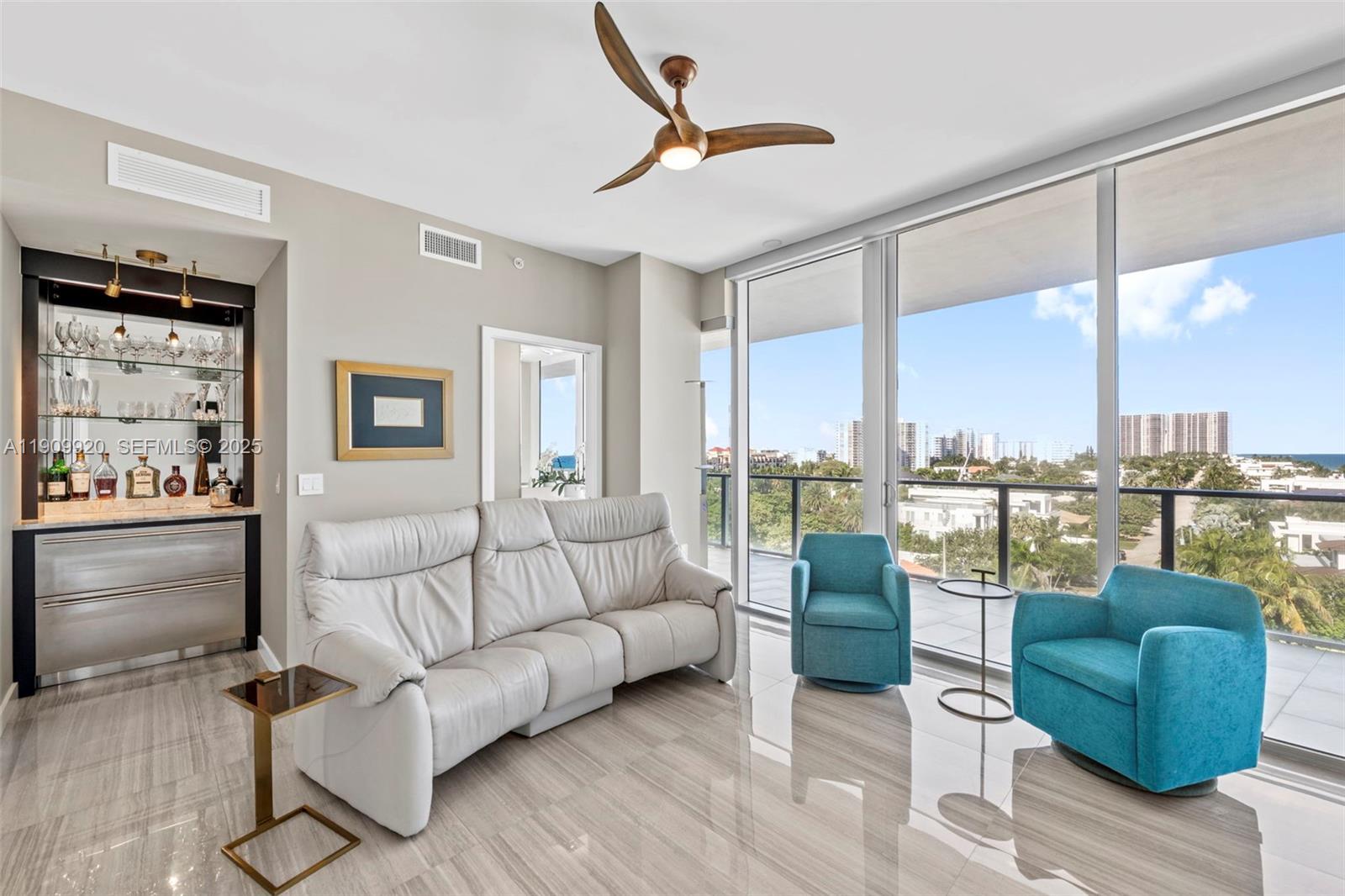 2200 OCEAN BLVD #N605