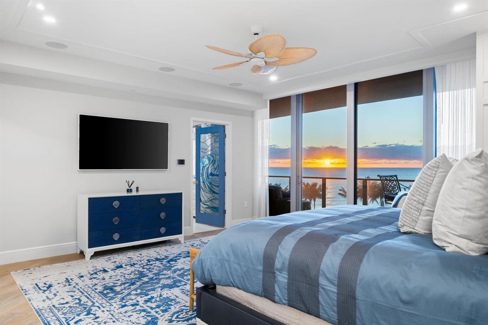 2200 OCEAN #N501