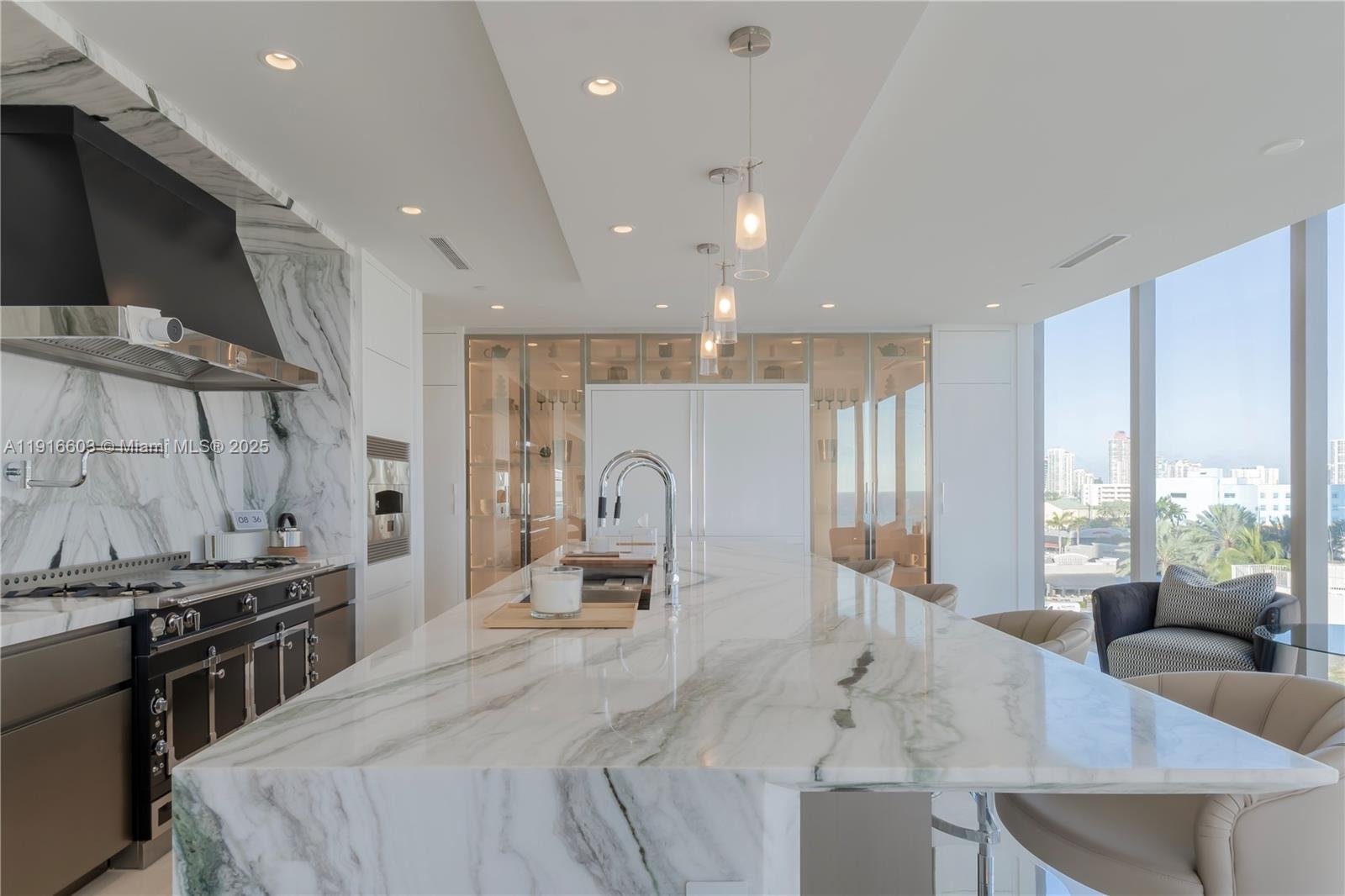 17975 COLLINS AVENUE #2402