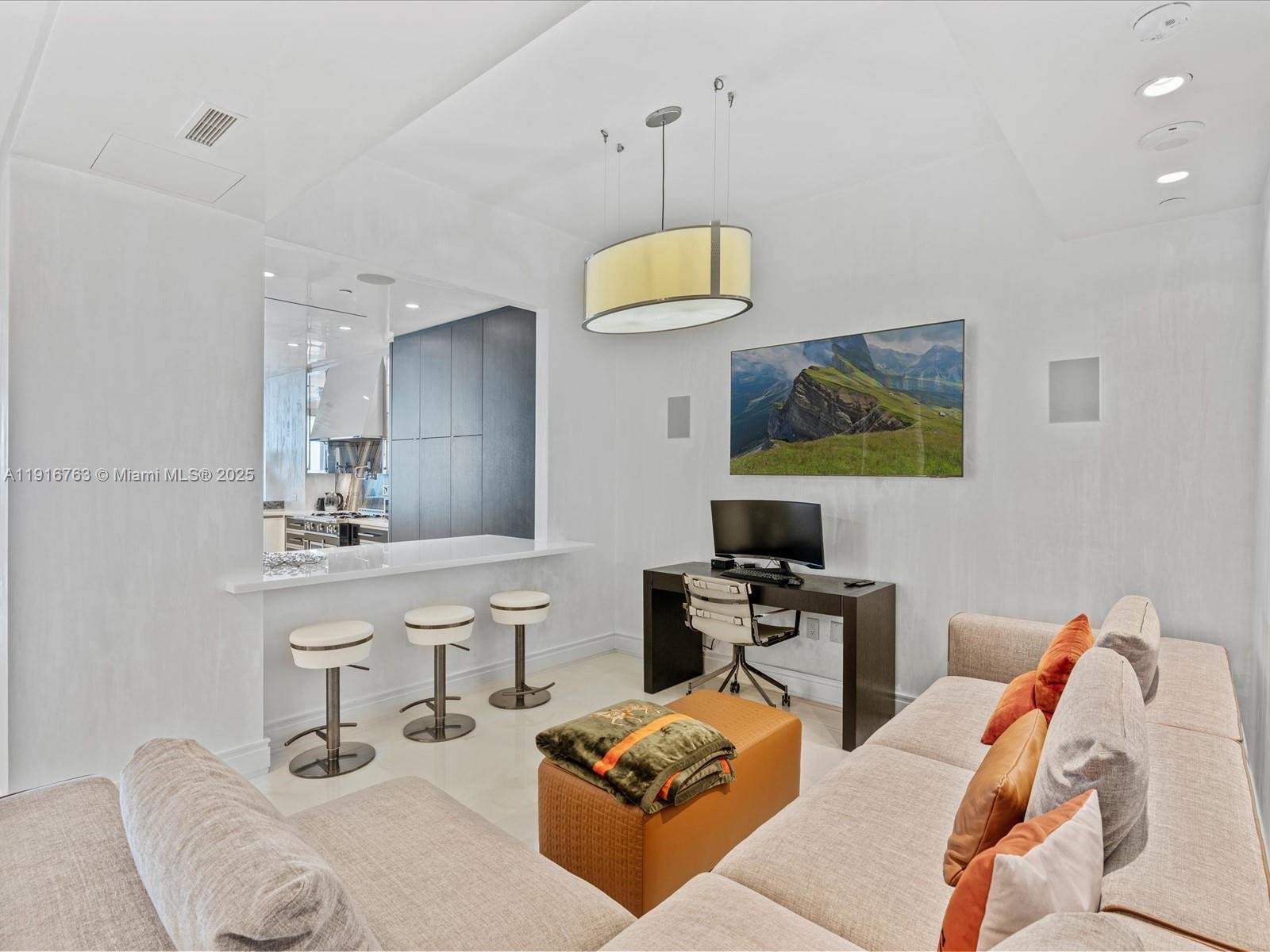 17901 COLLINS AVE #2602