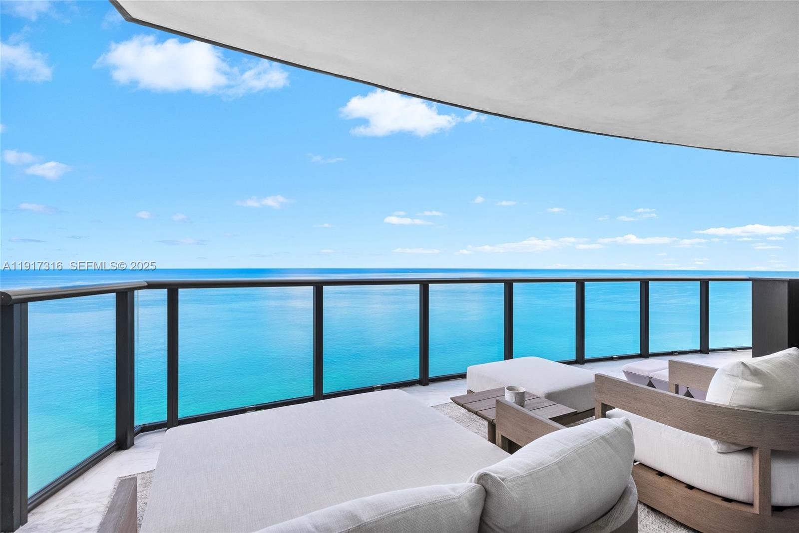 18555 COLLINS AVE #5501