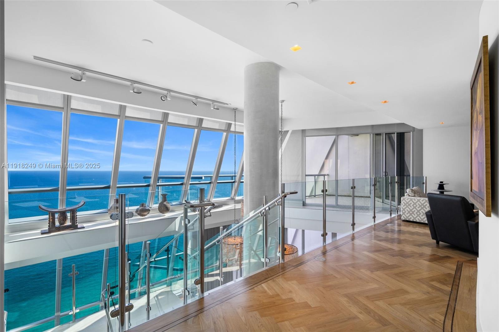 17121 COLLINS AVE #4806