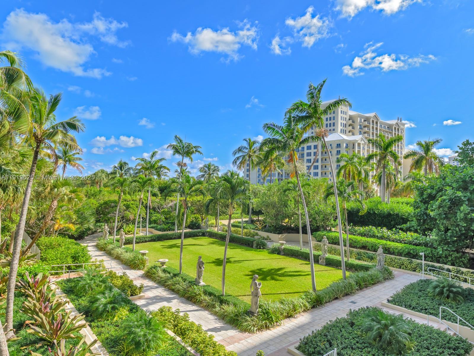 445 GRAND BAY DR #303