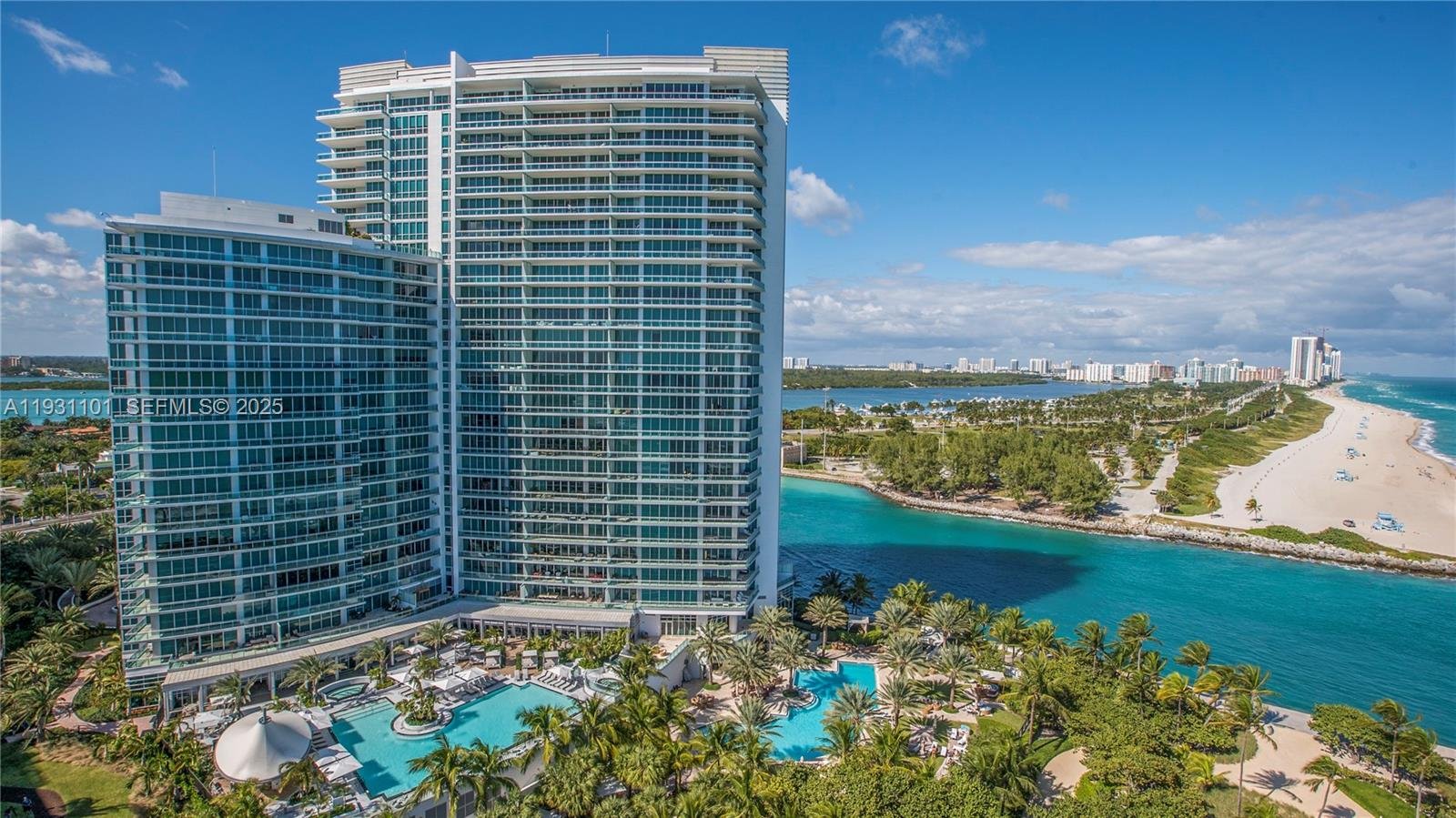 10295 COLLINS AVE #803