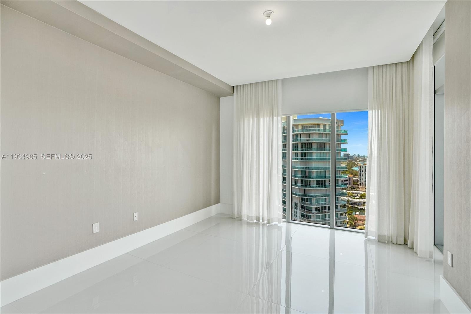 300 SUNNY ISLES BLVD #4-TS-04