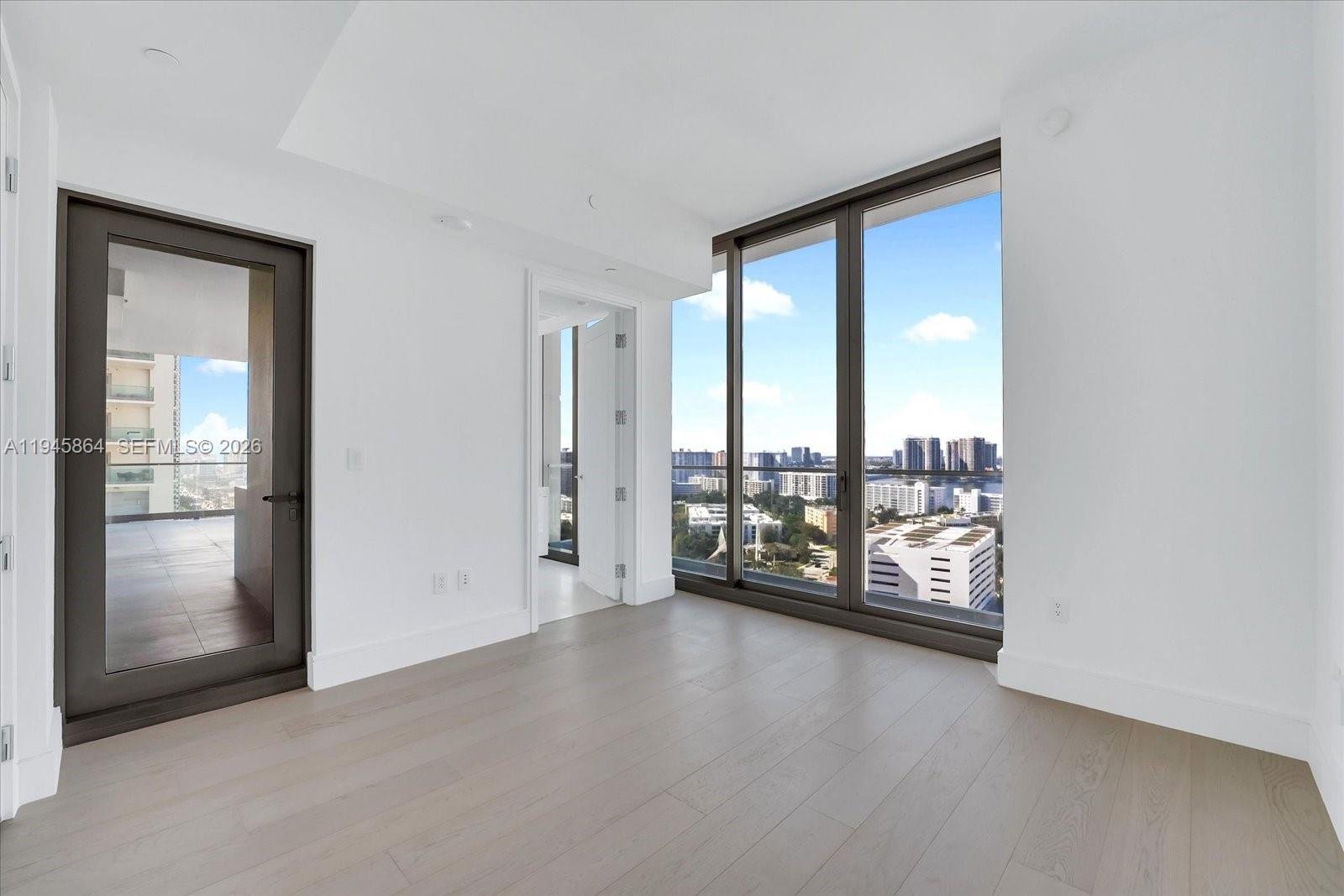 17975 COLLINS AVE #N1801