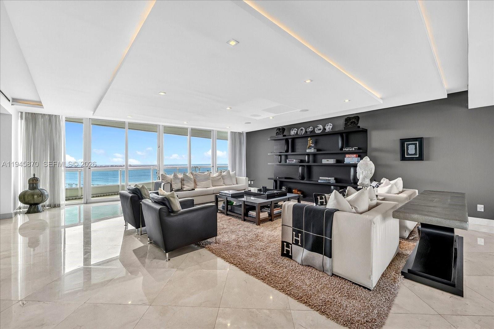 1643 BRICKELL AVE #3904