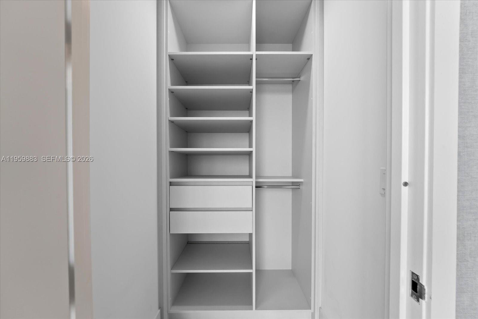 16901 COLLINS AVE #2503