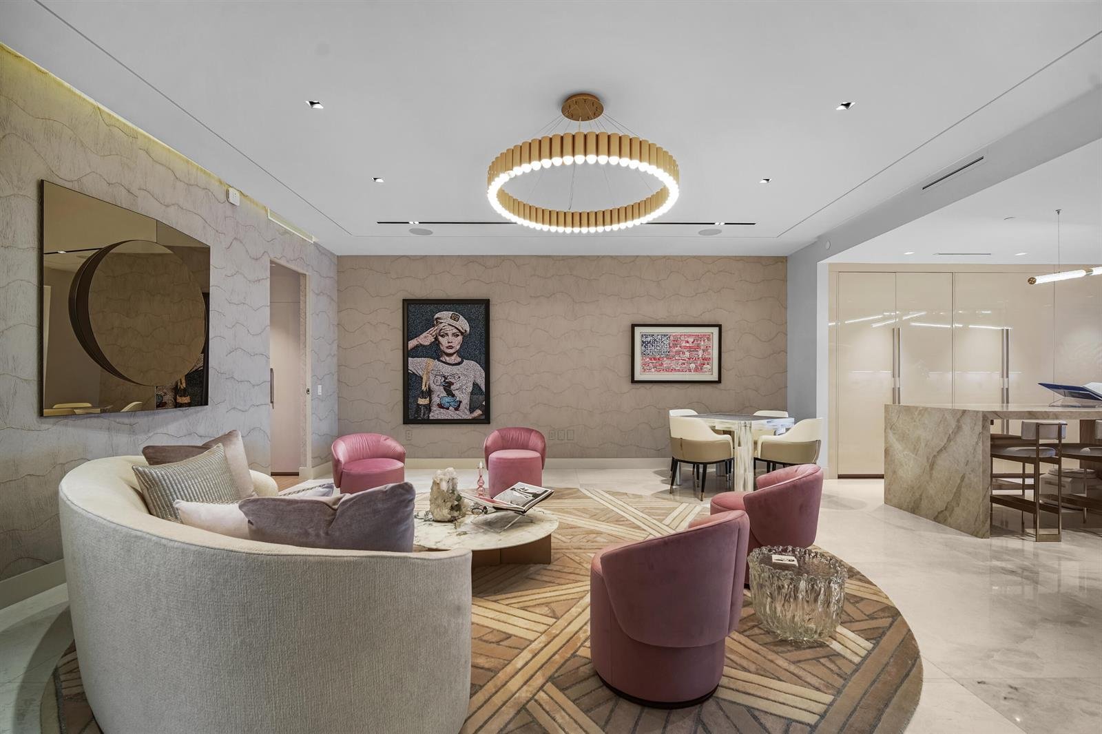 725 OCEAN #206